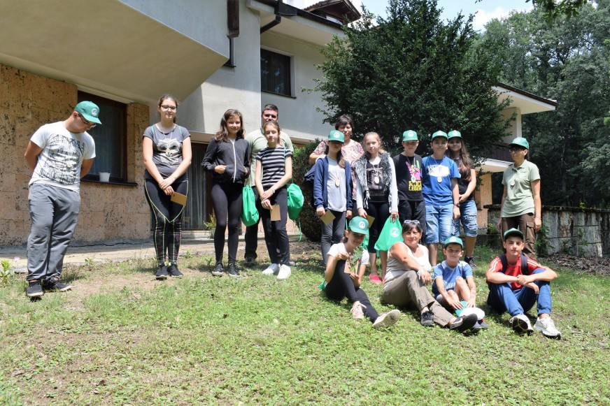 37074018_1823166494398335_6699010879851069440_n.jpg
